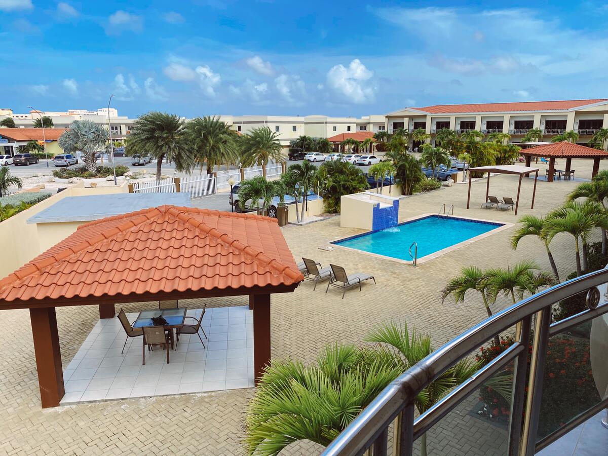 Aparthotel Aruba Breeze Condo Resort, Eagle Beach, Aruba (7.7) 